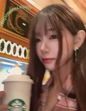 Berry / berry_is_blooming nude photo #0974