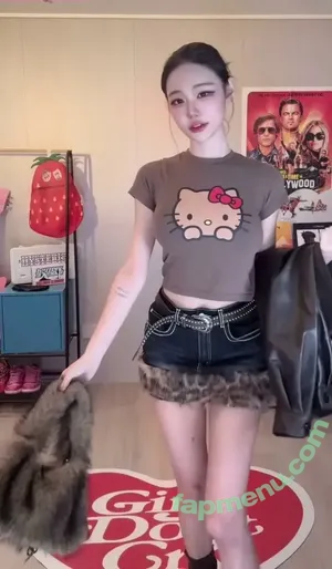 Berry / berry_is_blooming nude photo #0998