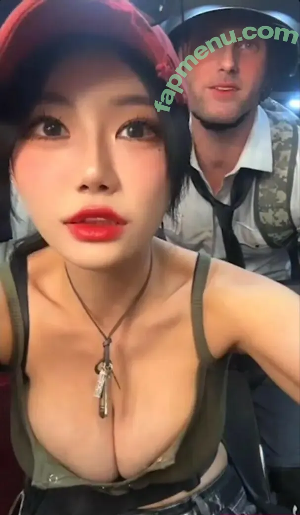 Berry nude photo #0061 (berry_is_blooming)