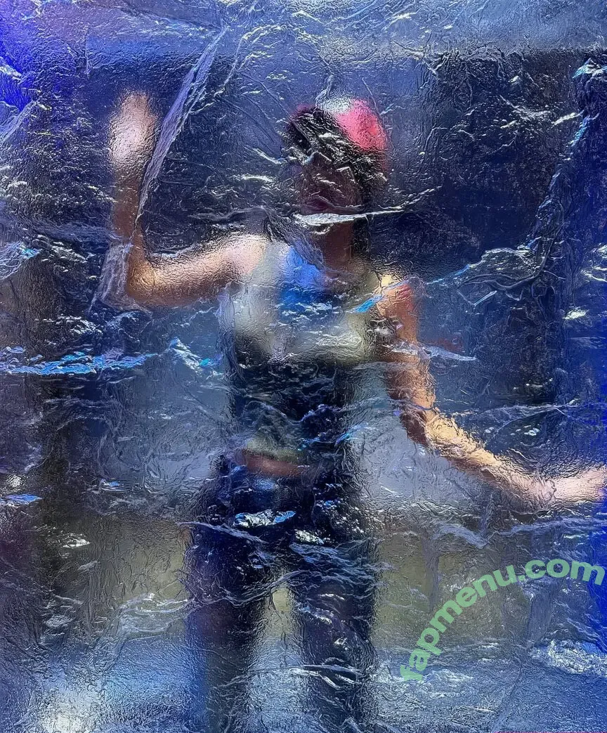 Berry nude photo #0089 (berry_is_blooming)