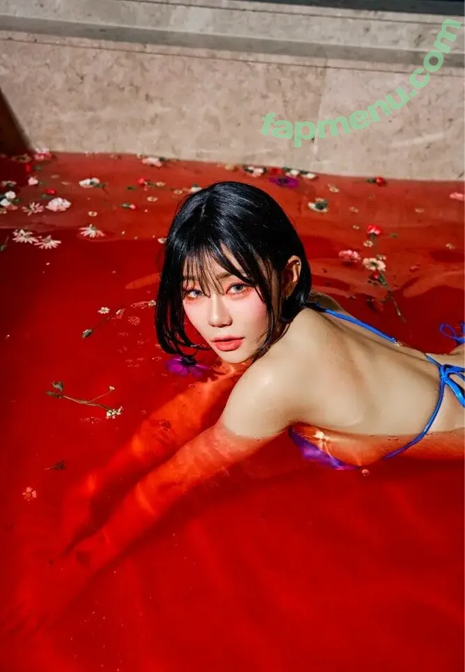 Berry nude photo #0239 (berry_is_blooming)