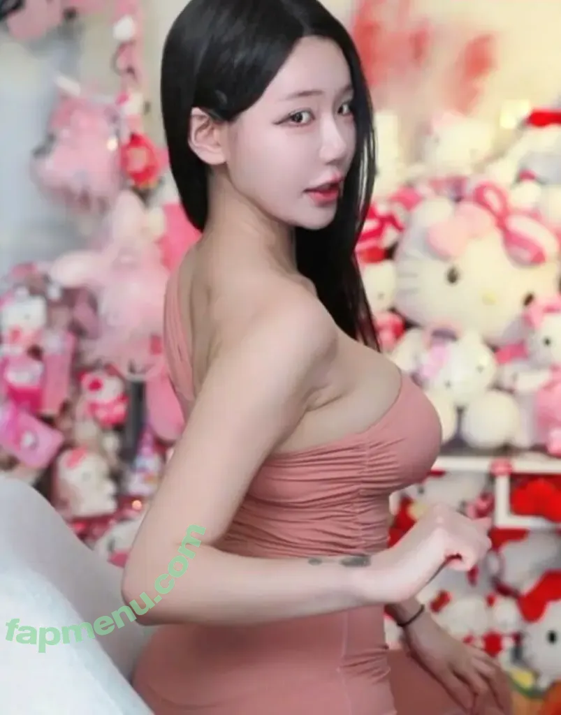Berry nude photo #0652 (berry_is_blooming)