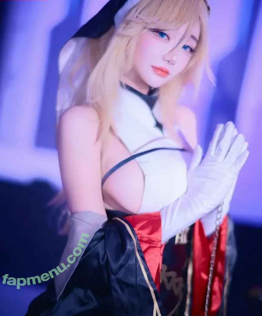 Berry nude photo #0945 (berry_is_blooming)