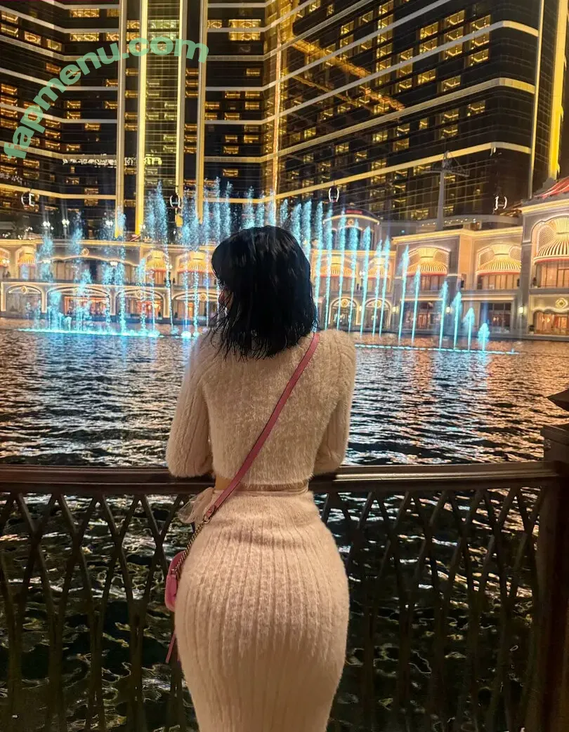 Berry nude photo #0969 (berry_is_blooming)