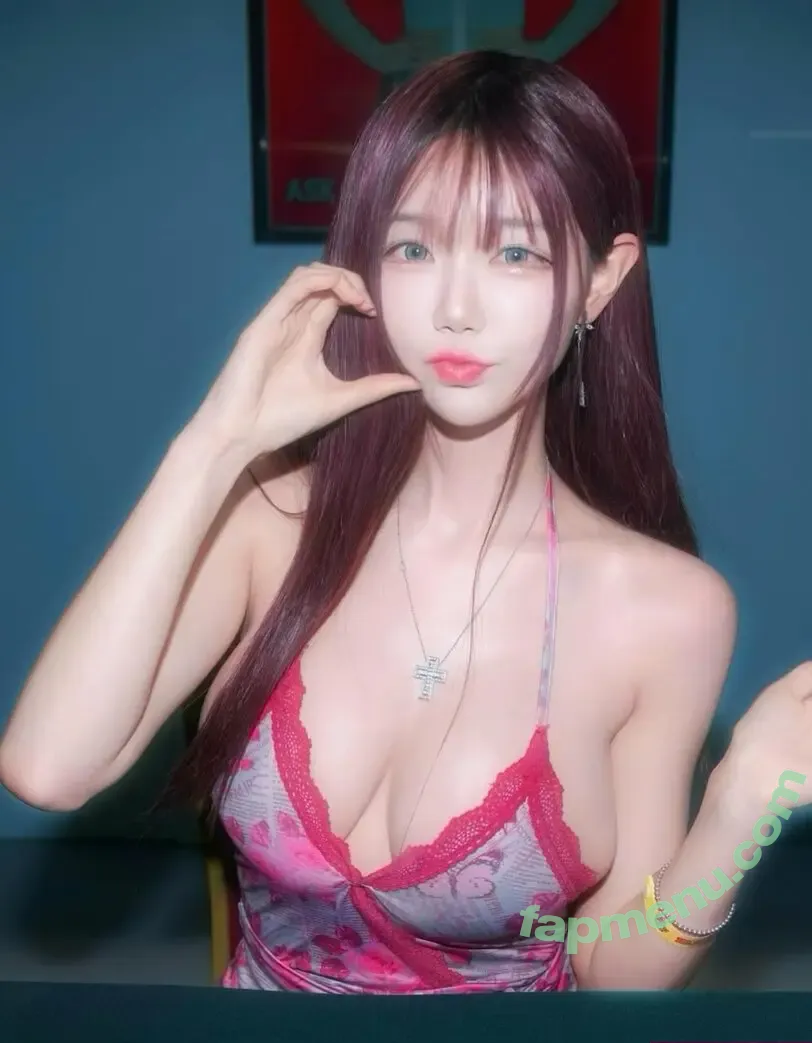 Berry nude photo #0970 (berry_is_blooming)