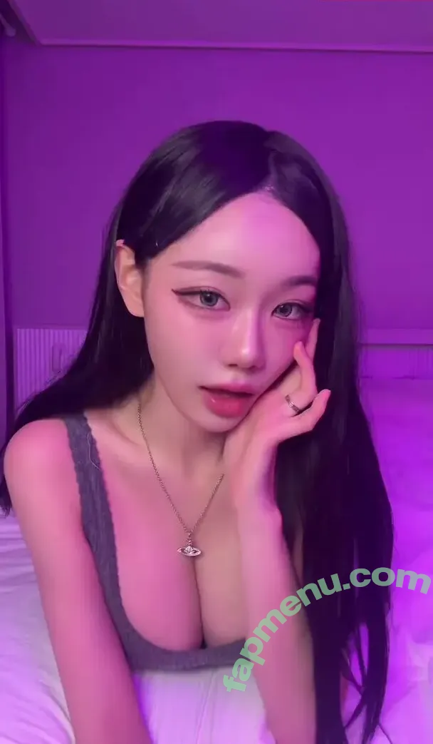 Berry nude photo #0999 (berry_is_blooming)