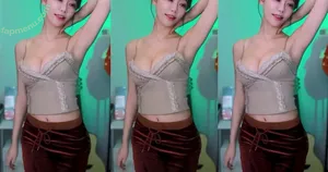 Berry / berry_is_blooming nude photo #1061