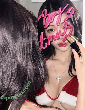 Berry / berry_is_blooming nude photo #1082