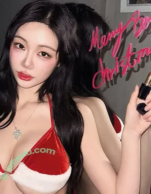 Berry / berry_is_blooming nude photo #1083