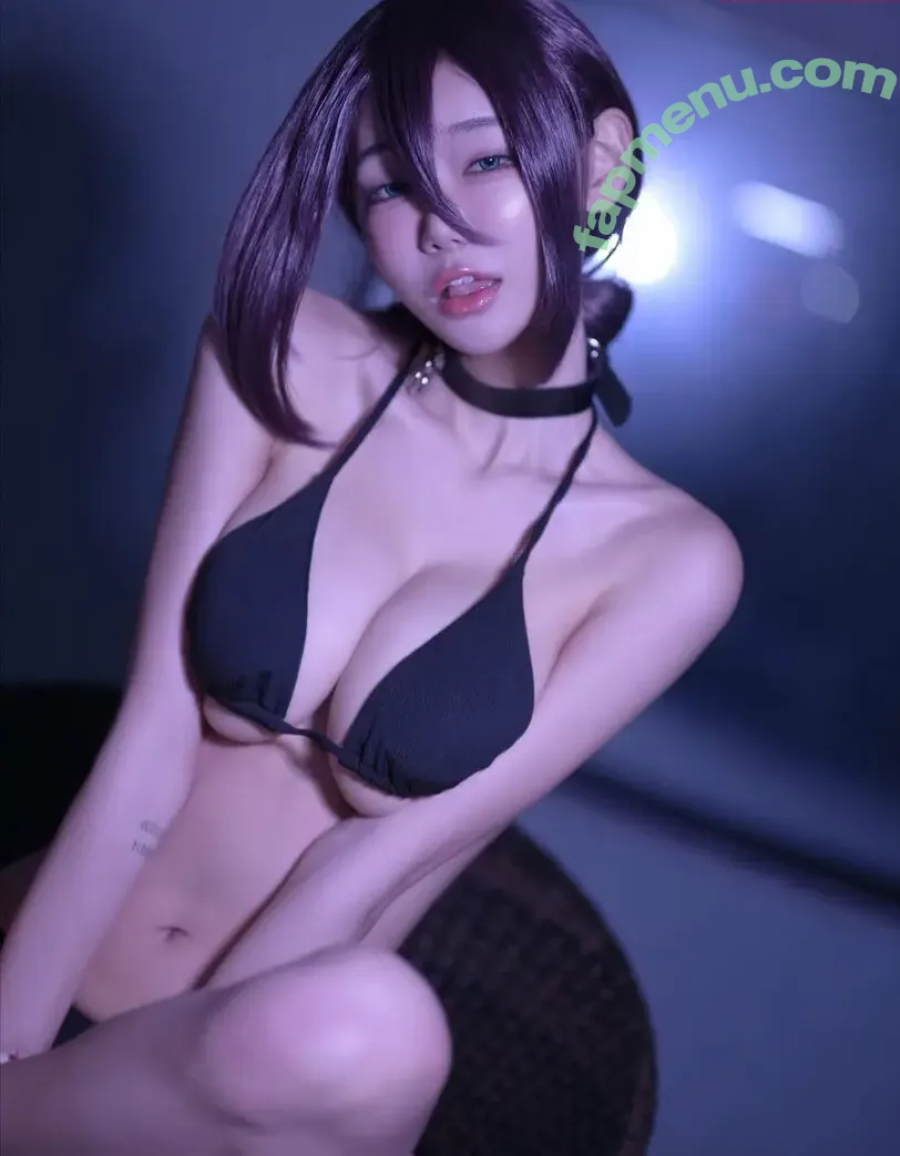 Berry nude photo #1048 (berry_is_blooming)