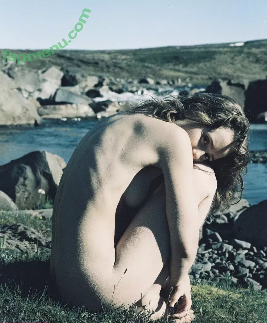 Berta Andrea Snædal nude photo #0017 (bandreas4 / bertaandreasnaedal)