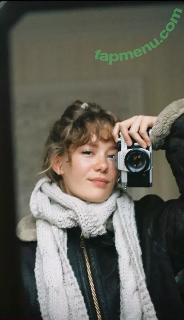 Berta Andrea Snædal nude photo #0036 (bandreas4 / bertaandreasnaedal)