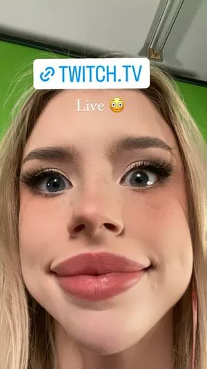 Berticuss / Britnyellen / biancasotelo14 nude photo #0201