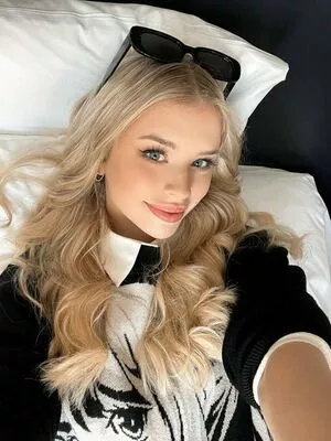 Berticuss / Britnyellen / biancasotelo14 nude photo #0224