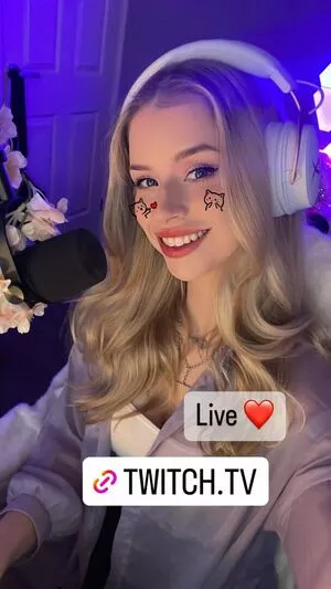 Berticuss / Britnyellen / biancasotelo14 nude photo #0256