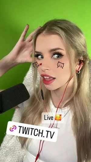 Berticuss / Britnyellen / biancasotelo14 nude photo #0257