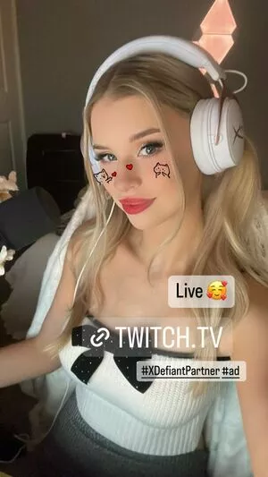 Berticuss / Britnyellen / biancasotelo14 nude photo #0263