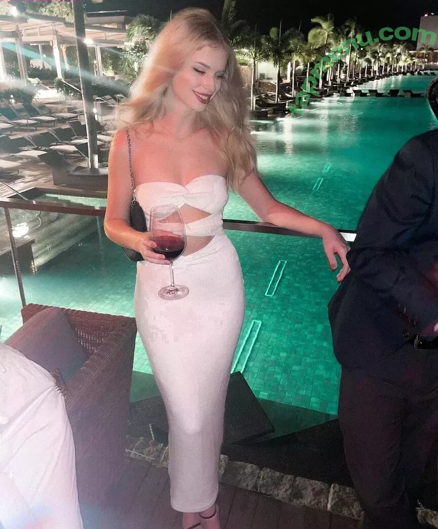 Berticuss nude photo #0151 (Britnyellen / biancasotelo14)