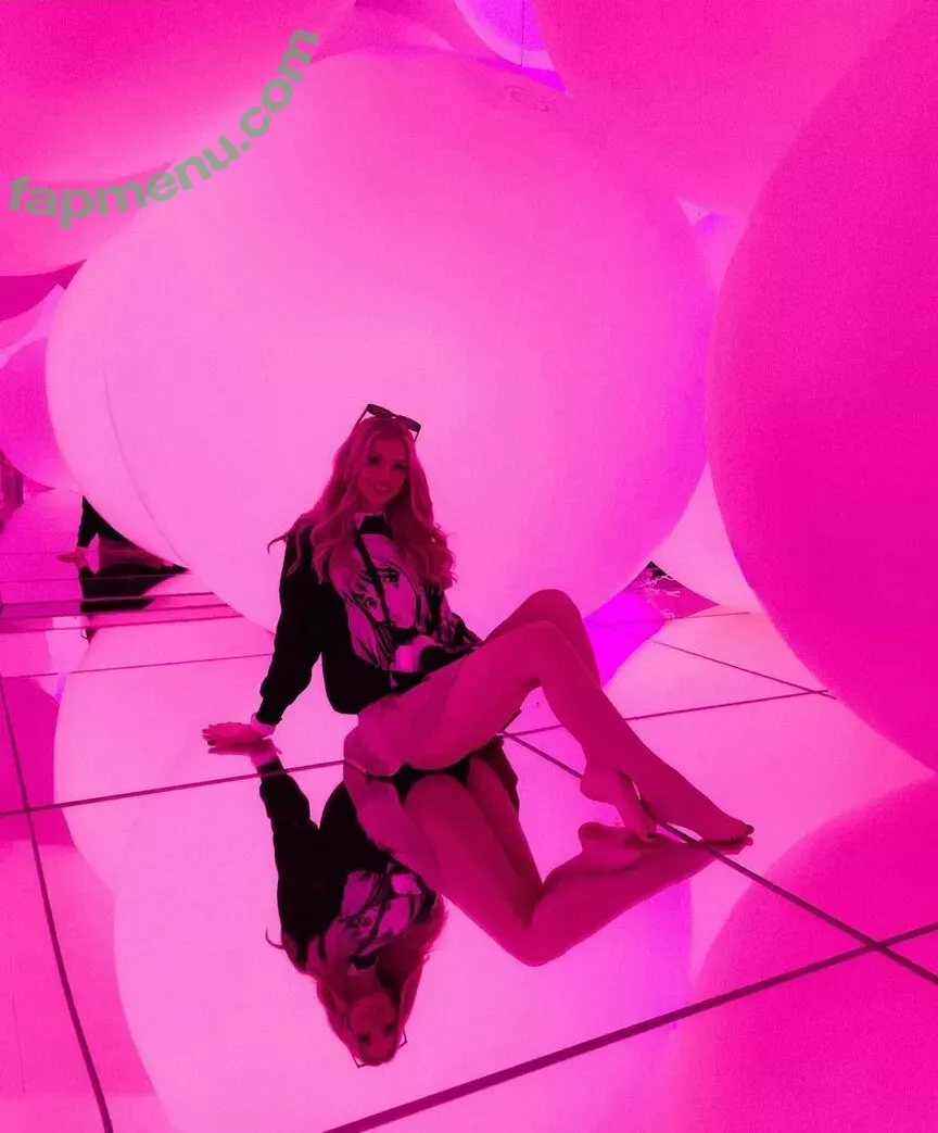 Berticuss nude photo #0230 (Britnyellen / biancasotelo14)