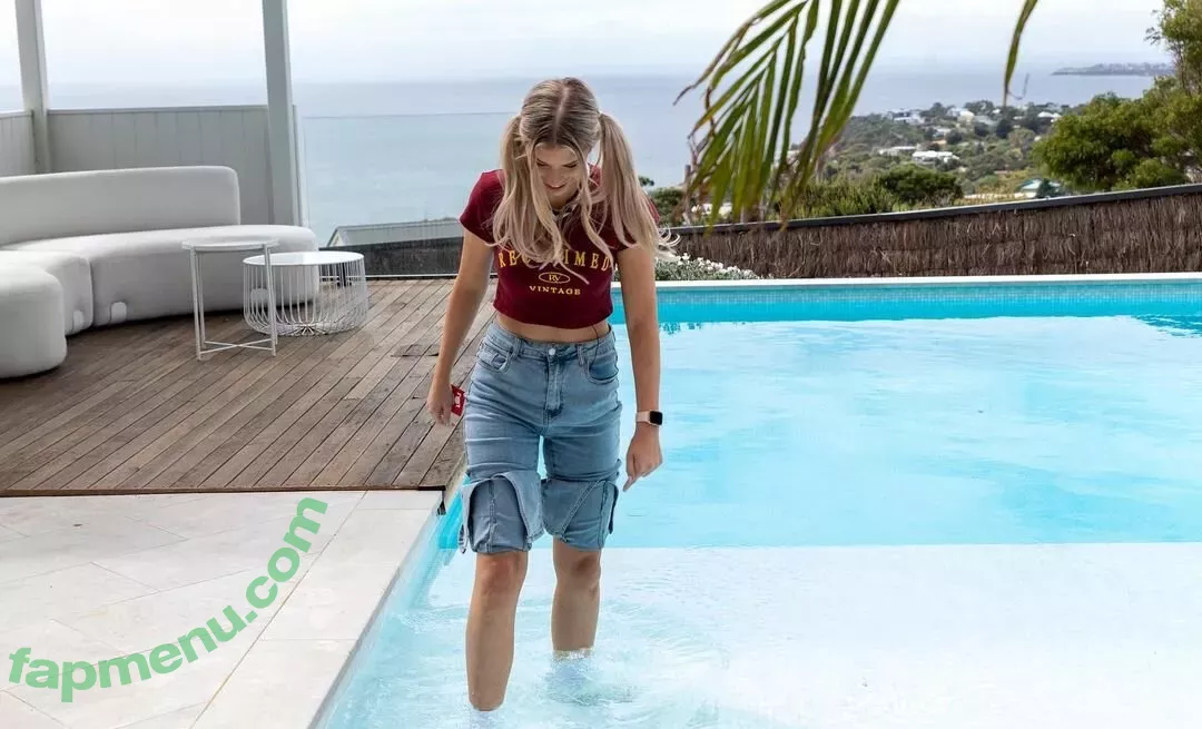 Berticuss nude photo #0249 (Britnyellen / biancasotelo14)