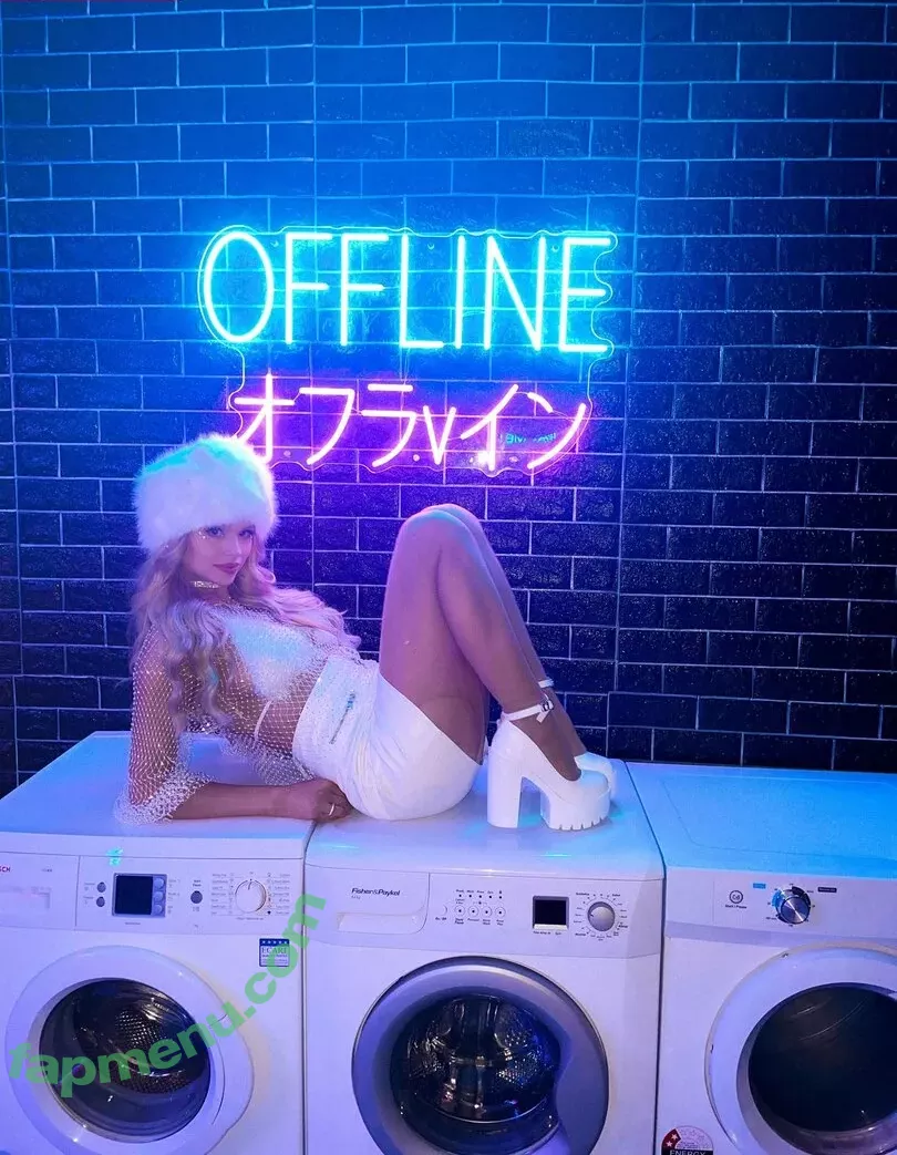 Berticuss nude photo #0291 (Britnyellen / biancasotelo14)