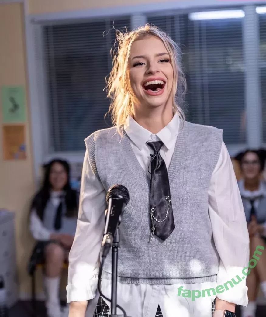 Berticuss nude photo #0316 (Britnyellen / biancasotelo14)