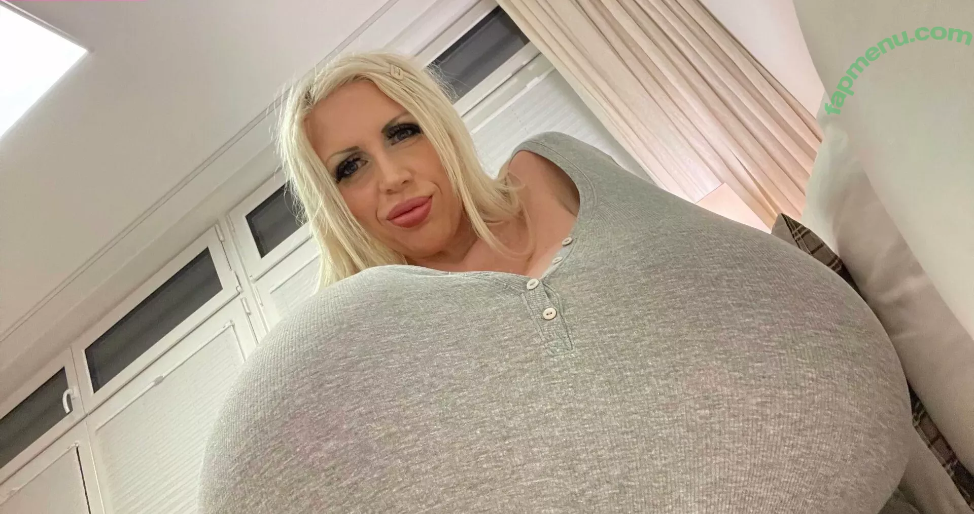 beshinedotcom nude photo #0099 (beshinedotcom)