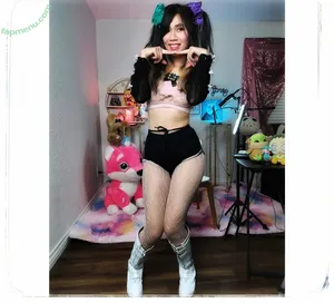 Bessy Q / Aquentine / Final Girlz / Justa Queen / Quynh Văn / _bessy.q_ nude photo #0043