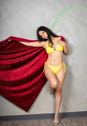 Bessy Q / Aquentine / Final Girlz / Justa Queen / Quynh Văn / _bessy.q_ nude photo #0046