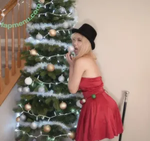 Bessy Q / Aquentine / Final Girlz / Justa Queen / Quynh Văn / _bessy.q_ nude photo #0208