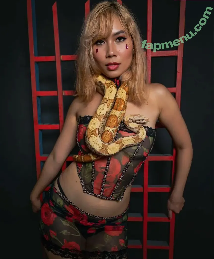 Bessy Q nude photo #0127 (Aquentine / Final Girlz / Justa Queen / Quynh Văn / _bessy.q_)