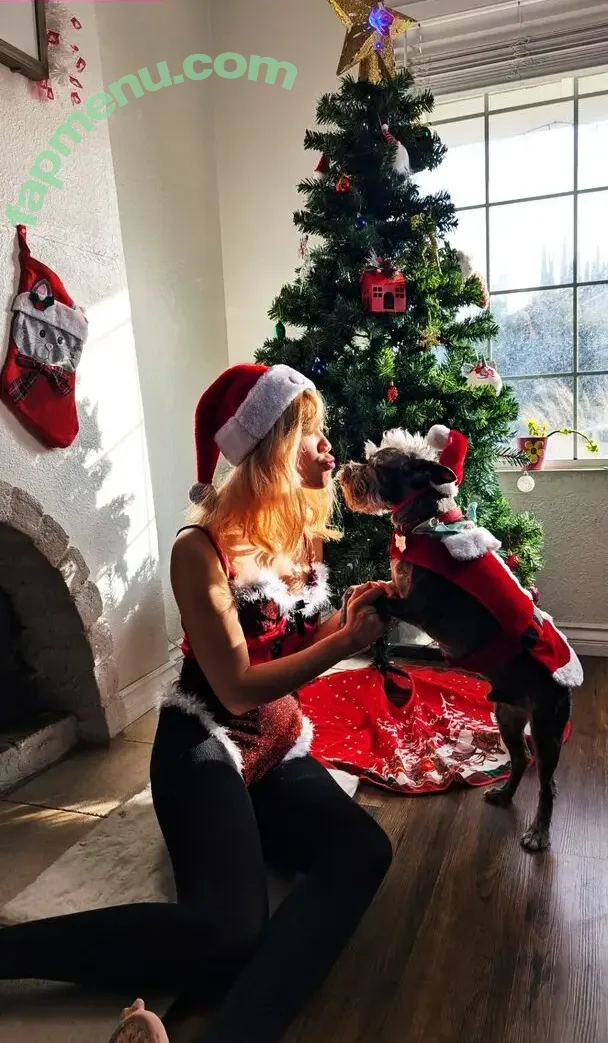 Bessy Q nude photo #0216 (Aquentine / Final Girlz / Justa Queen / Quynh Văn / _bessy.q_)