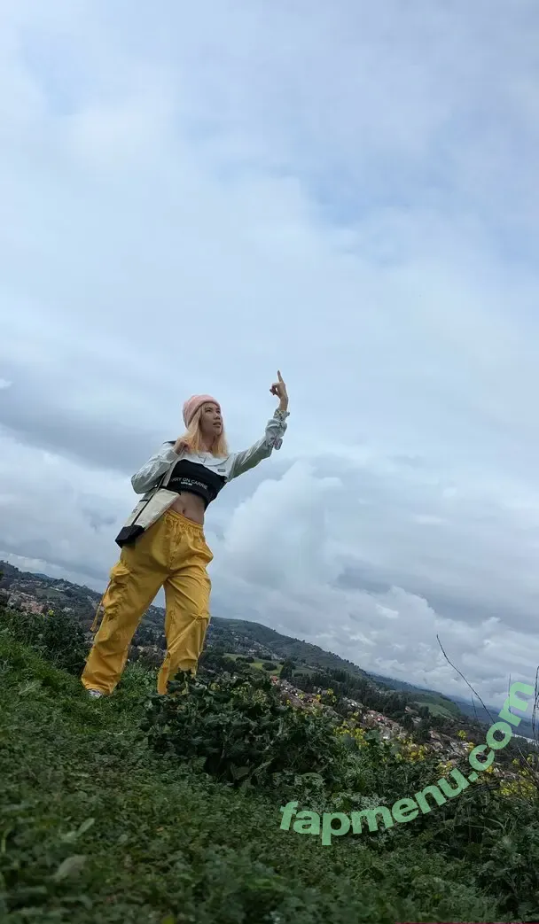 Bessy Q nude photo #0234 (Aquentine / Final Girlz / Justa Queen / Quynh Văn / _bessy.q_)