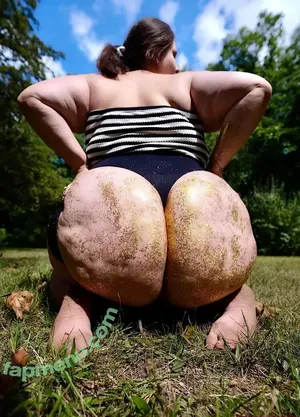 Best Butts (BBWs Edition) / imjustbooty nude photo #0120