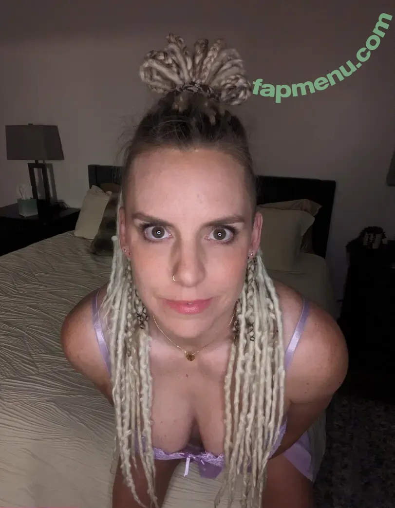bestlyfe nude photo #0015 (bestlyfe)