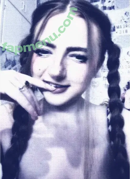 Beth Aura nude photo #0020 (Bethauraa / bethaura)