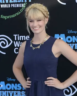 Beth Behrs / bethbehrs nude photo #0187