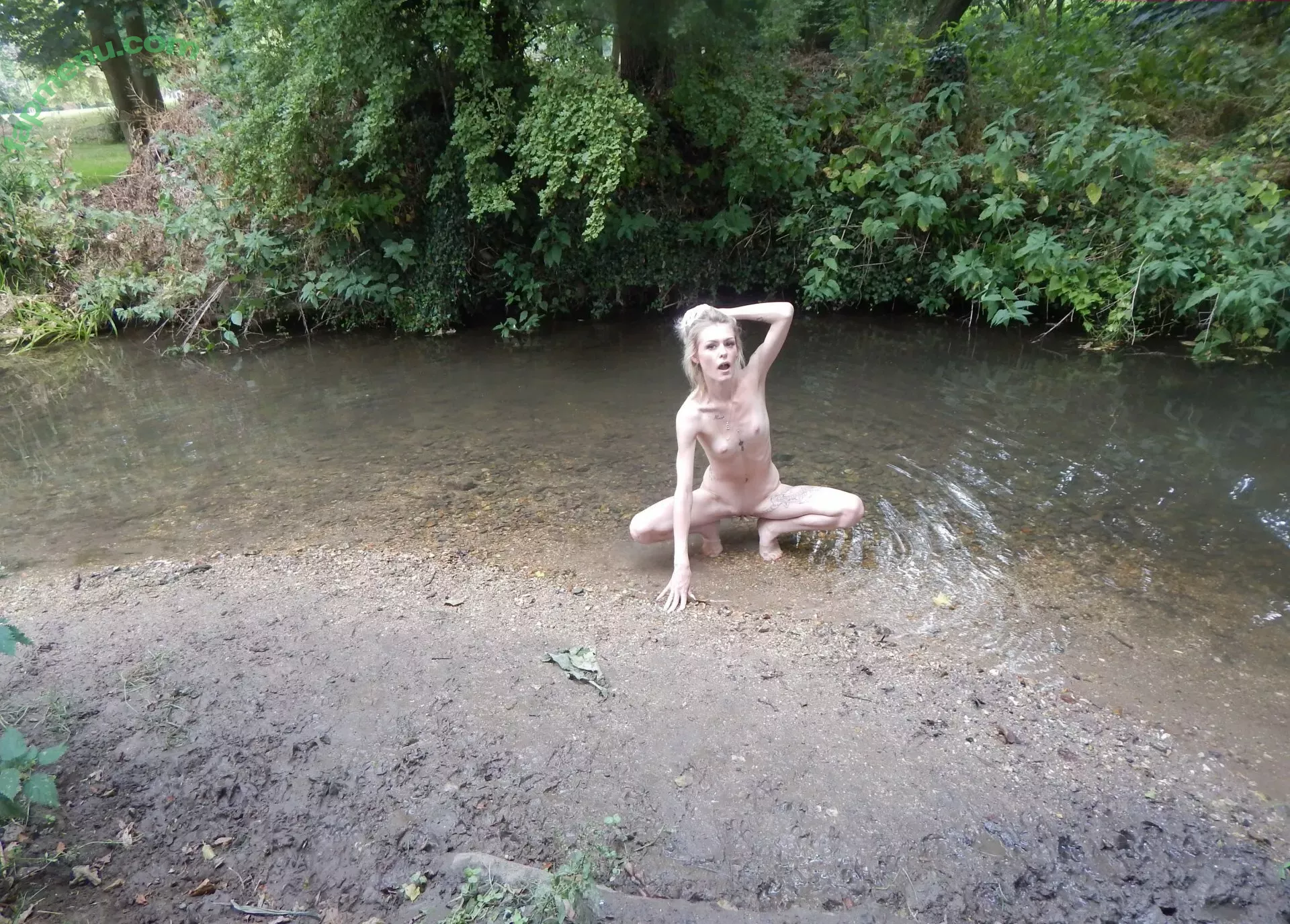 Beth Randell nude photo #0125 (Baby Beth / BabyB / Beth / beth.randell)