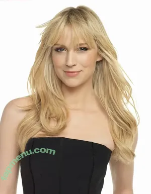 Beth Riesgraf / bethriesgraf nude photo #0022