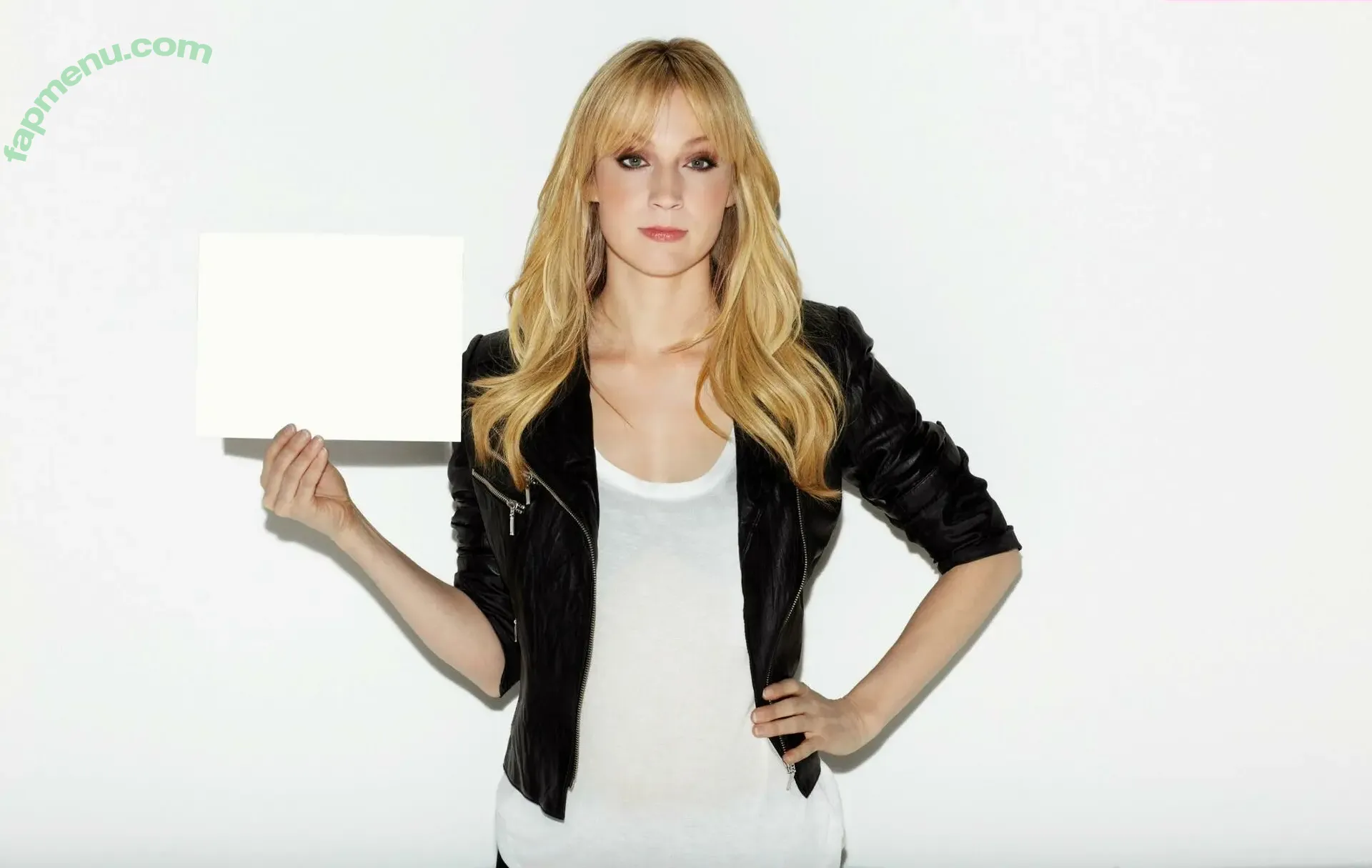 Beth Riesgraf nude photo #0013 (bethriesgraf)