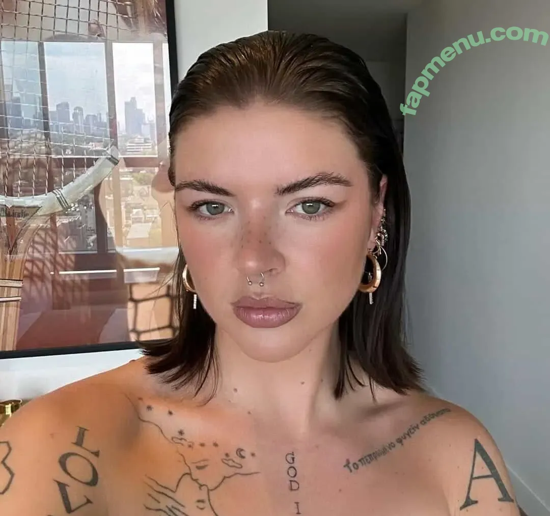 Beth Spiby nude photo #0190 (bethany_spiby / bethspiby_)