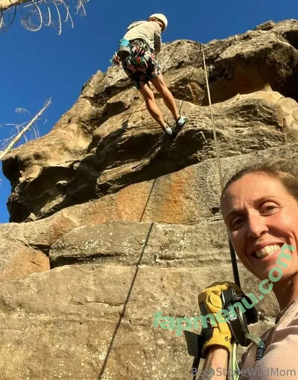 Beth Stone nude photo #0005 ( / bethwildmom / wildmombeth)