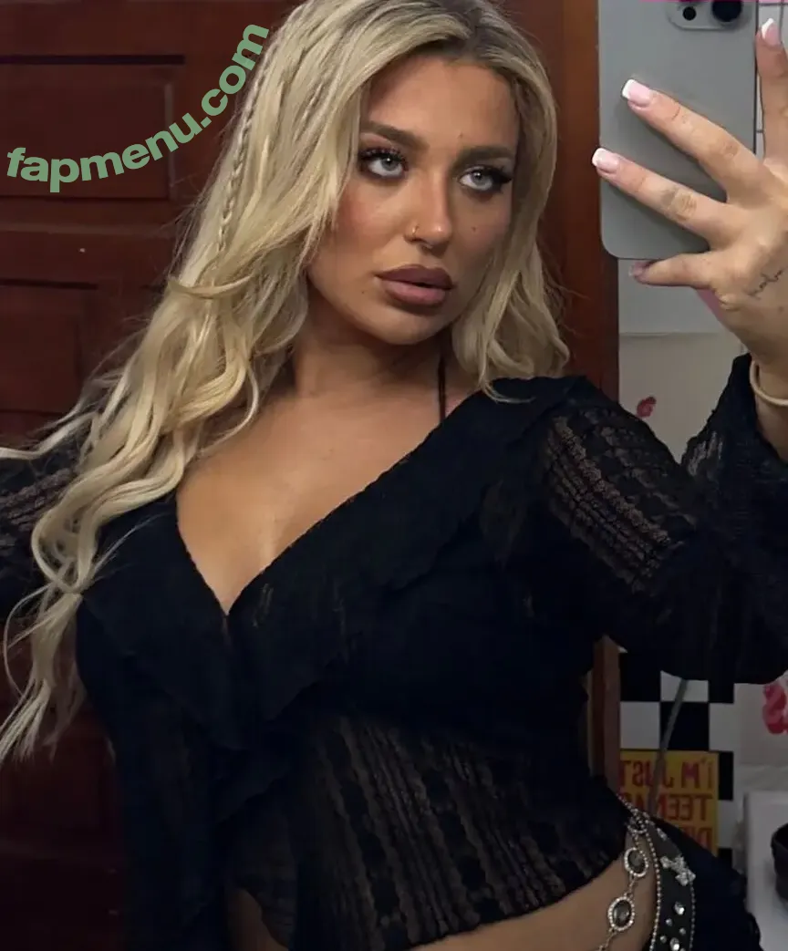 Bethan Kershaw nude photo #0034 (Geordie Shore / bethan_kershaw)