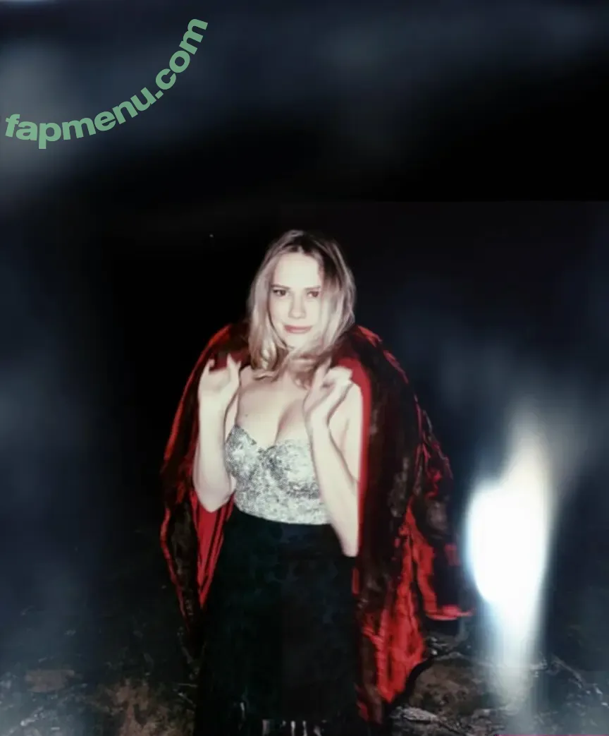 Bethany Joy Lenz nude photo #0031 (msbethanyjoylenz)