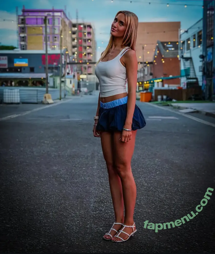 Bethany Webster nude photo #0029 (Bethanyw_xoxo / bethanywebster_xo)