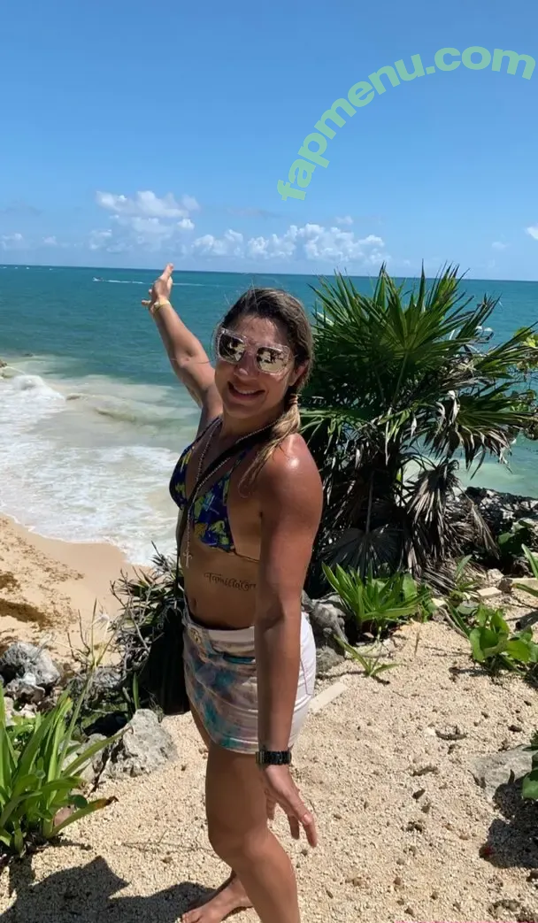 Bethe Correia nude photo #0215 (bethecorreia)