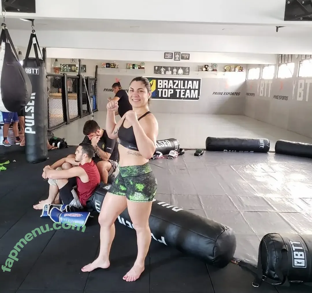 Bethe Correia nude photo #0291 (bethecorreia)