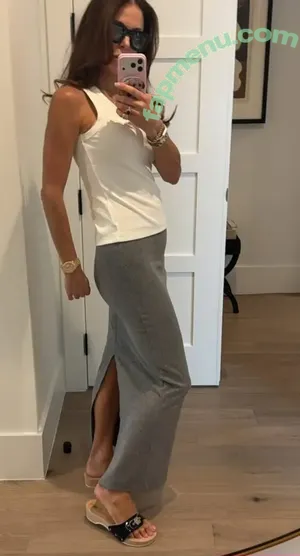 Bethenny Frankel / bethenny / bethennyfrankel nude photo #0553