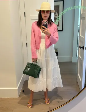 Bethenny Frankel / bethenny / bethennyfrankel nude photo #0556