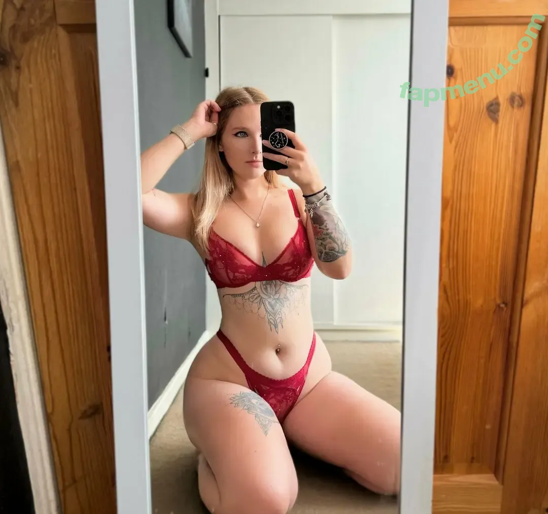 bethh_x nude photo #0003 (bethh_x)